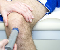 Stoßwellentherapie Knie