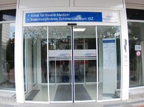 Südausgang des ISZ in der Klinik für Tumorbiologie Südausgang des ISZ in der Klinik für Tumorbiologie