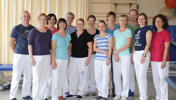 Gruppenfoto Team Zentrale Physiotherapie  Fachbereich Neurologie