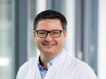 Dr. Christoph Strecker